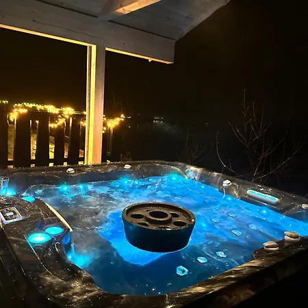 بيت للعطل Tenna 48 Panorama