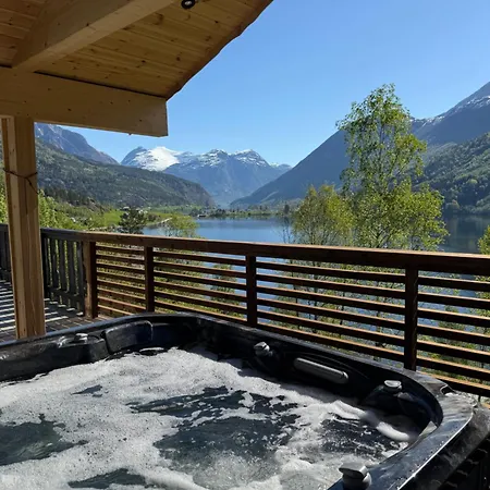 Hébergement de vacances Tenna 48 Panorama *