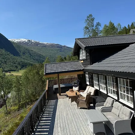 Tenna 48 Panorama Hébergement de vacances